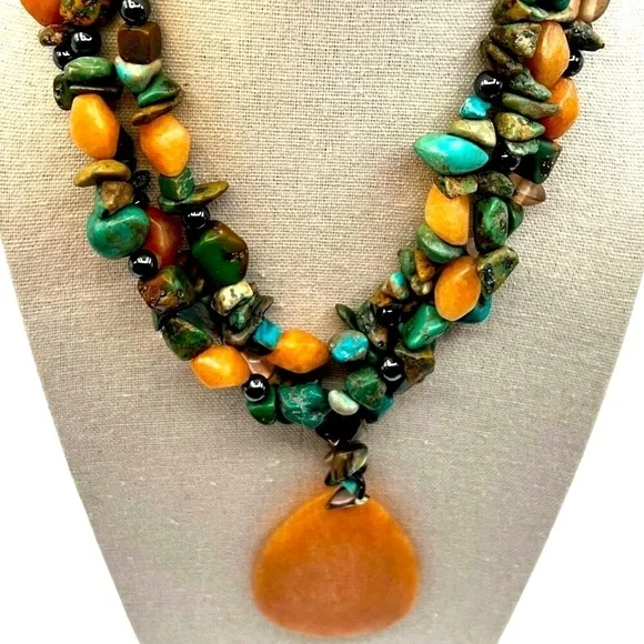 Vintage Multi-Strand Gemstone Necklace With Large Peach Jade Pendant - Picture 3 of 11